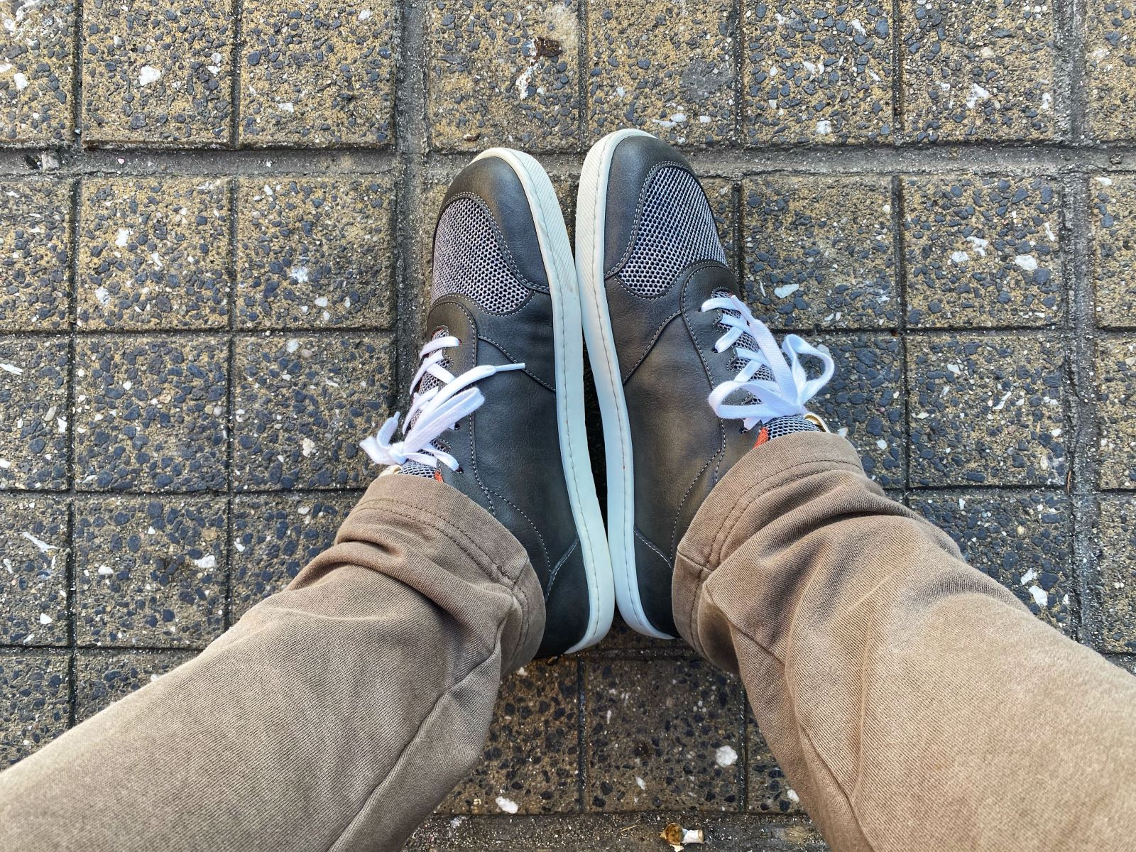 Lang.S TERRA shoes first wear cobblestone barefoot